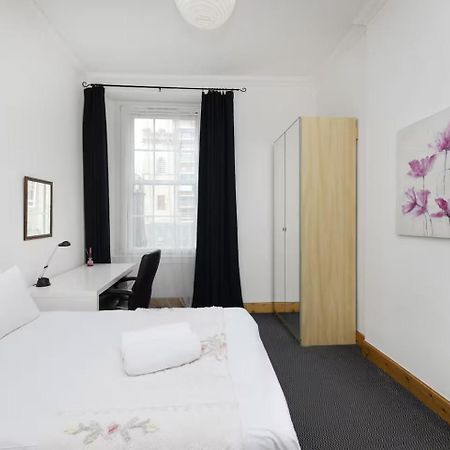 Joivy 3 Bed Flat In Old Town, Close To Grassmarket Эдинбург Экстерьер фото