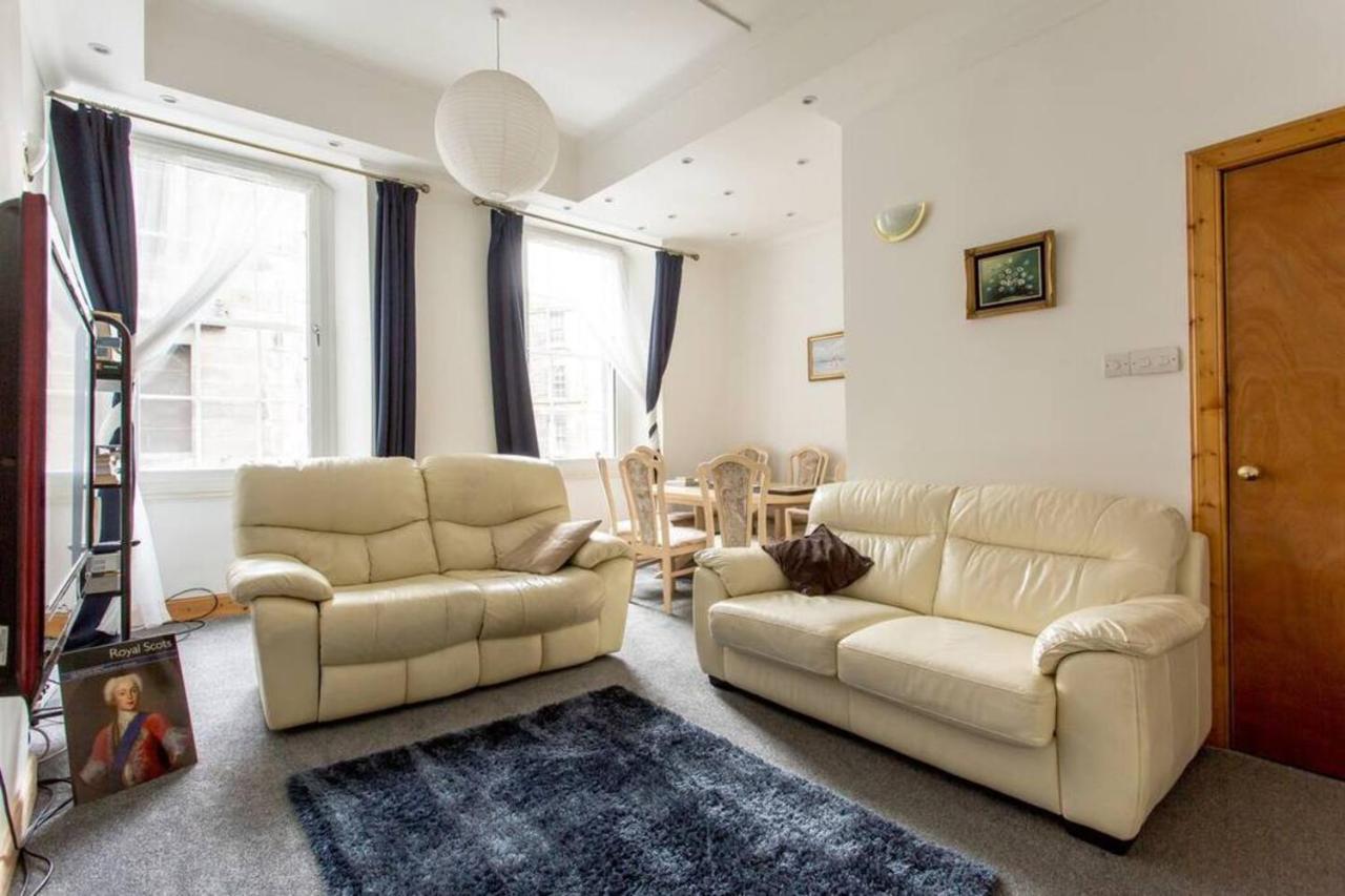 Joivy 3 Bed Flat In Old Town, Close To Grassmarket Эдинбург Экстерьер фото